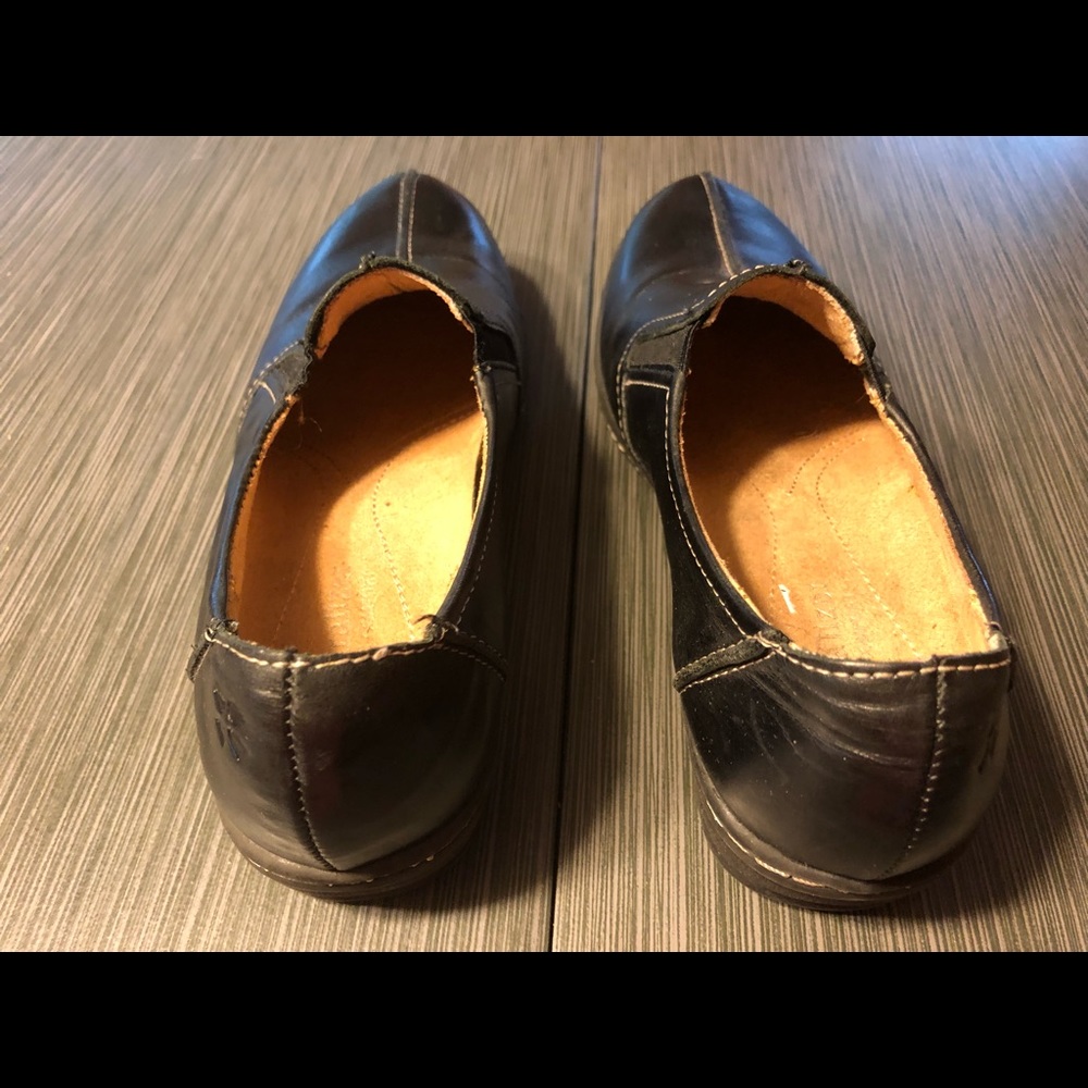 Naturalizer Booties - Picture 4 of 6